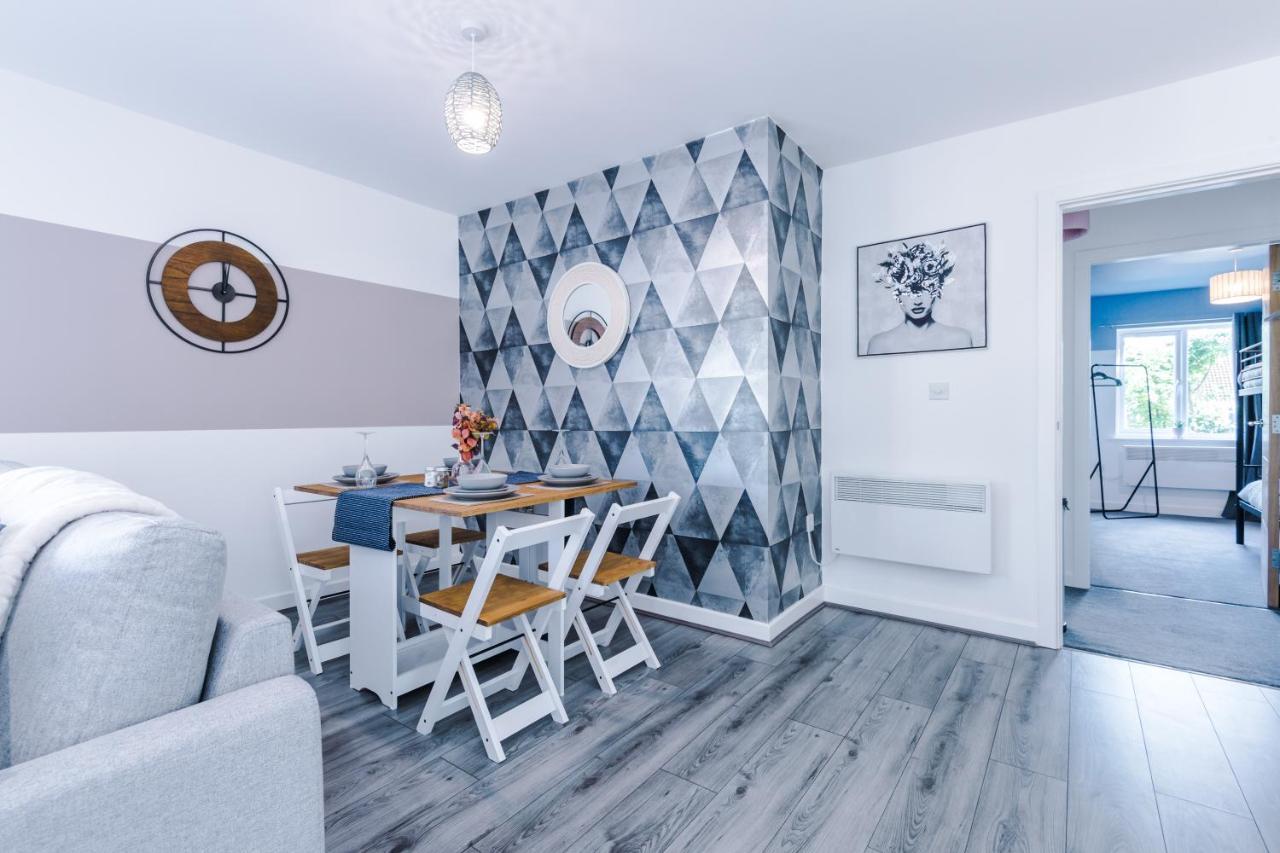 Stunning 2 Bed Apt By Greenstay Serviced Accommodation - Located In Formby Village - Perfect For Short & Long Stays - Couples, Friends & Families & Business Travellers All Welcome - Dog Friendly - 7 Exterior foto