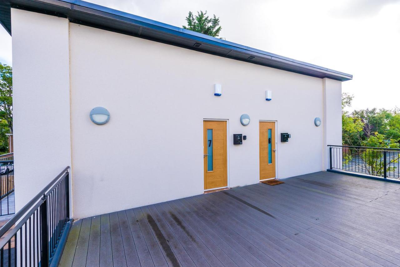 Stunning 2 Bed Apt By Greenstay Serviced Accommodation - Located In Formby Village - Perfect For Short & Long Stays - Couples, Friends & Families & Business Travellers All Welcome - Dog Friendly - 7 Exterior foto